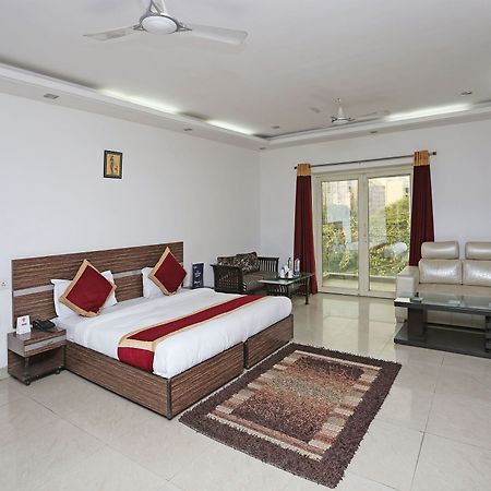 Oyo 10257 Hotel Lotus Park Gurgaon Luaran gambar