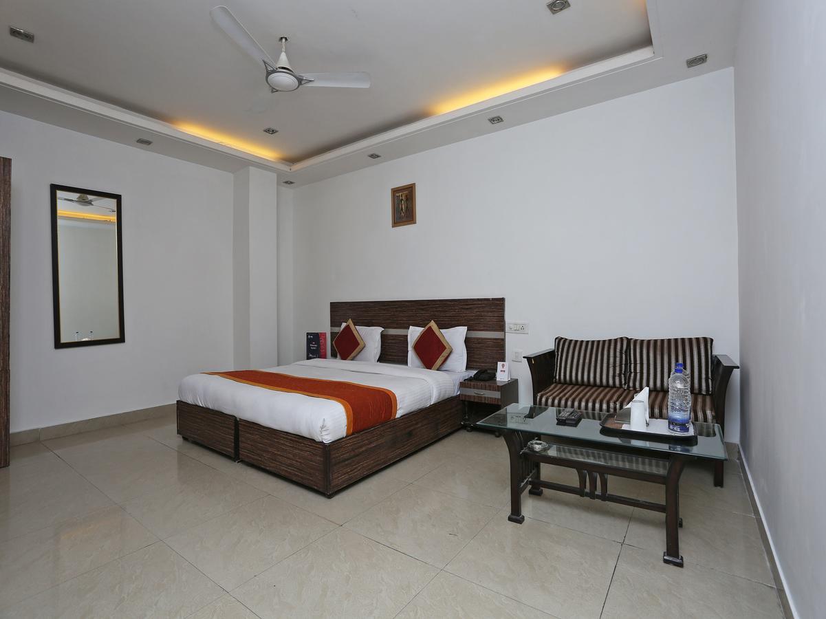 Oyo 10257 Hotel Lotus Park Gurgaon Luaran gambar