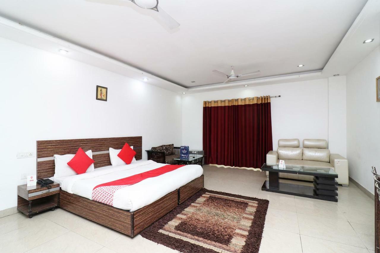 Oyo 10257 Hotel Lotus Park Gurgaon Luaran gambar