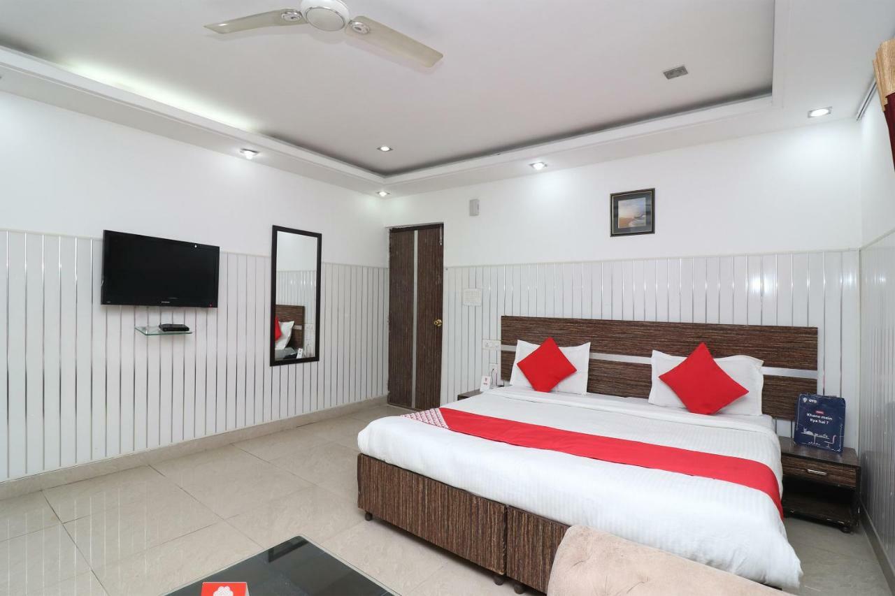 Oyo 10257 Hotel Lotus Park Gurgaon Luaran gambar